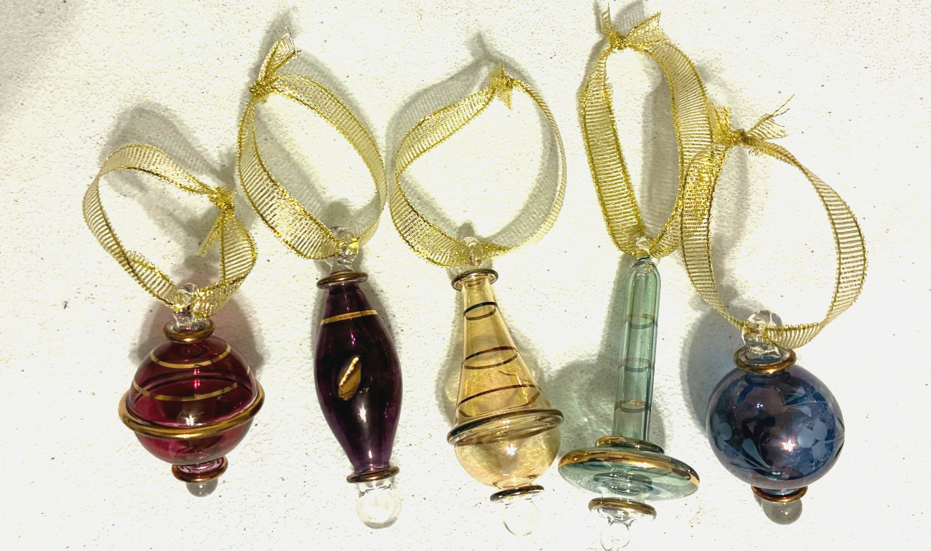 5 Vintage Luxor Egyptian Hand Blown Glass Christmas Ornaments Gold Jewel Tones 5 Vintage Luxor Egyptian Hand Blown Glass Christmas Ornaments Gold Jewel Tones