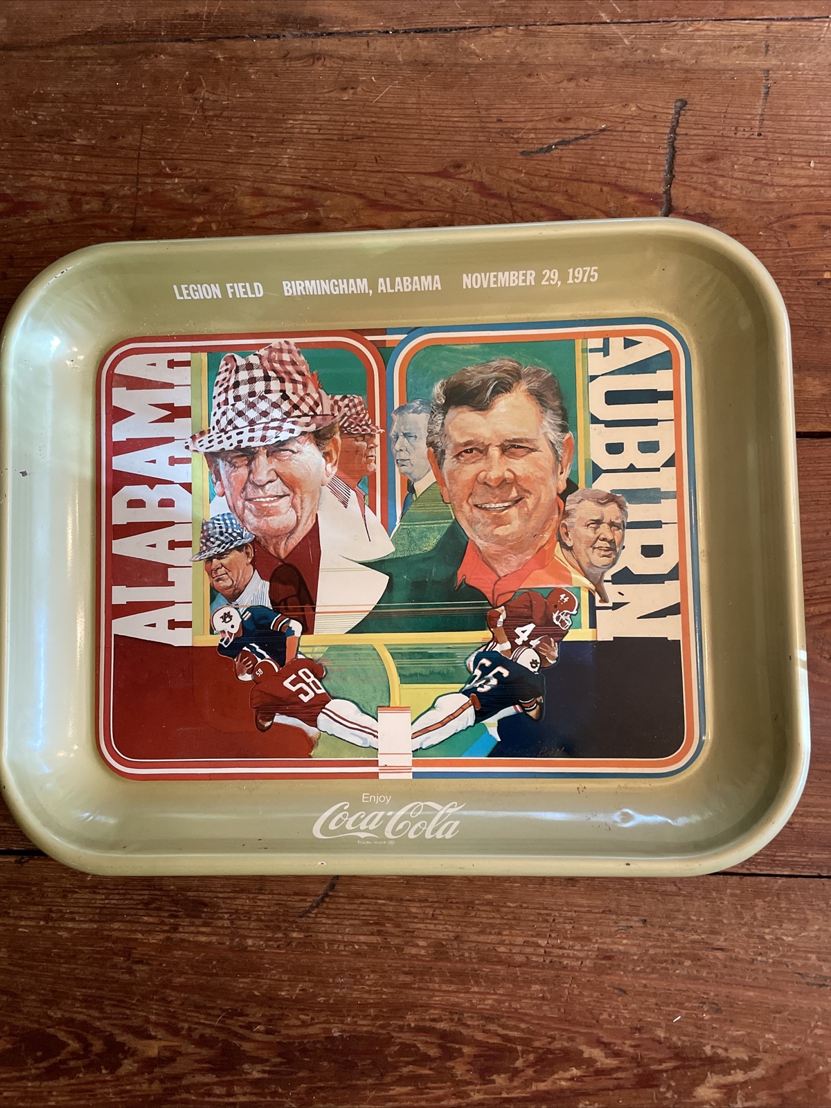 FOOTBALL\'S IRON BOWL -- ALABAMA VS. AUBURN - NOV 29, 1975 COCA COLA TRAY FOOTBALL\'S IRON BOWL -- ALABAMA VS. AUBURN - NOV 29, 1975 COCA COLA TRAY