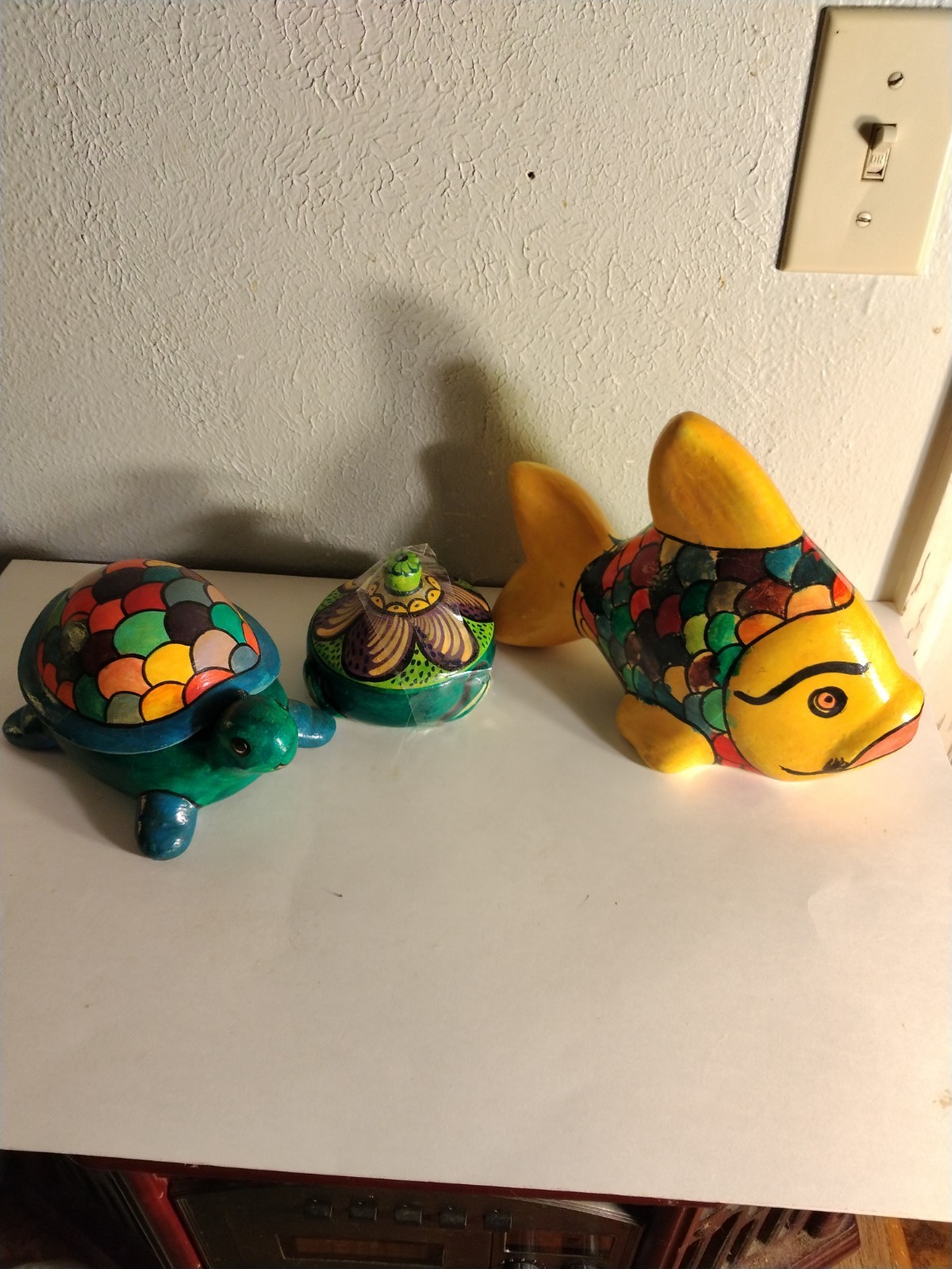 3 Vintage Handmade Ceramic Hand-painted Fish Turtle And Box Jar Figurines 3 Vintage Handmade Ceramic Hand-painted Fish Turtle And Box Jar Figurines
