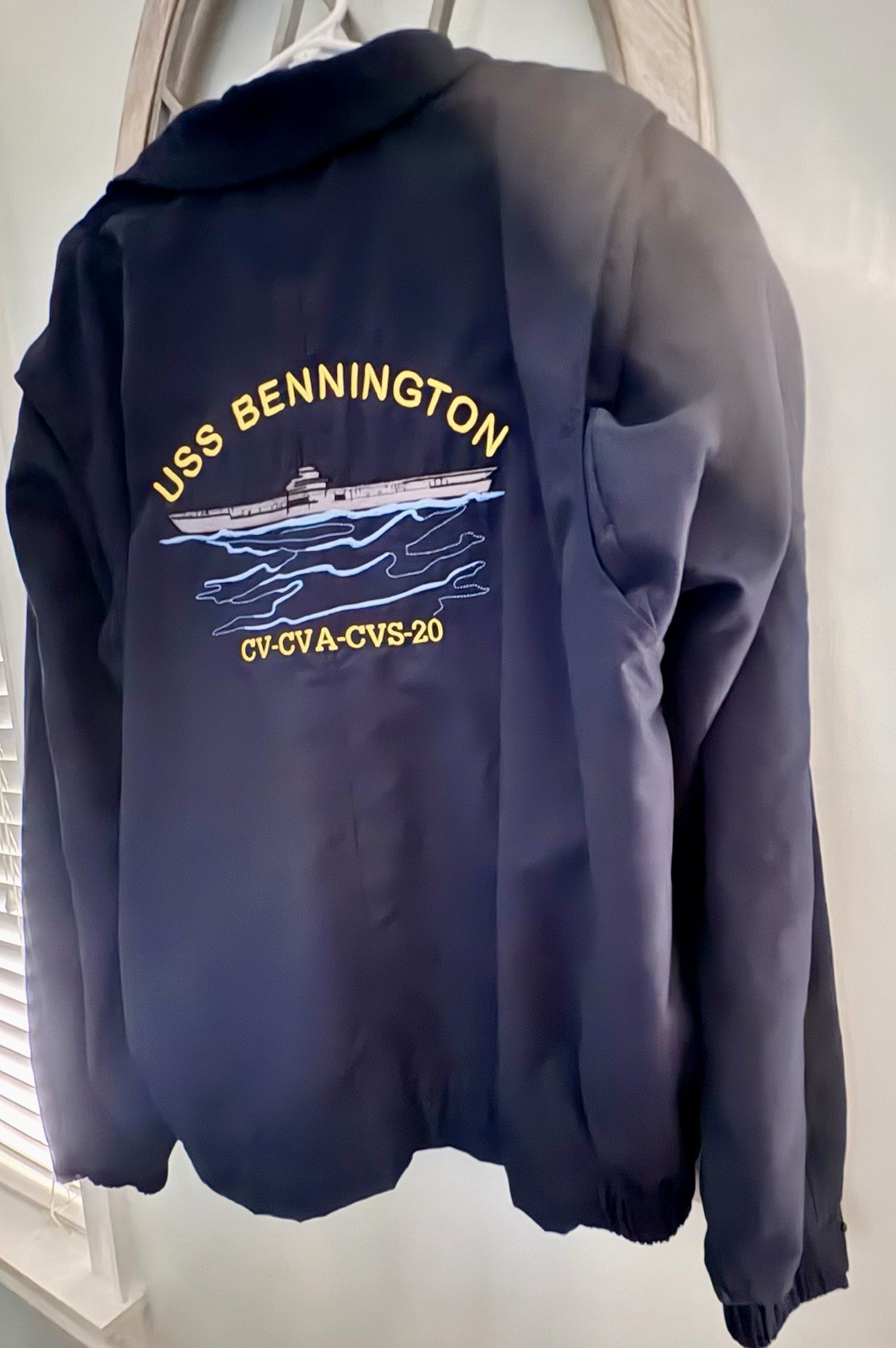 Vintage USS Bennington CVS-20 Windbreaker Jacket US Navy Aircraft Carrier Blue