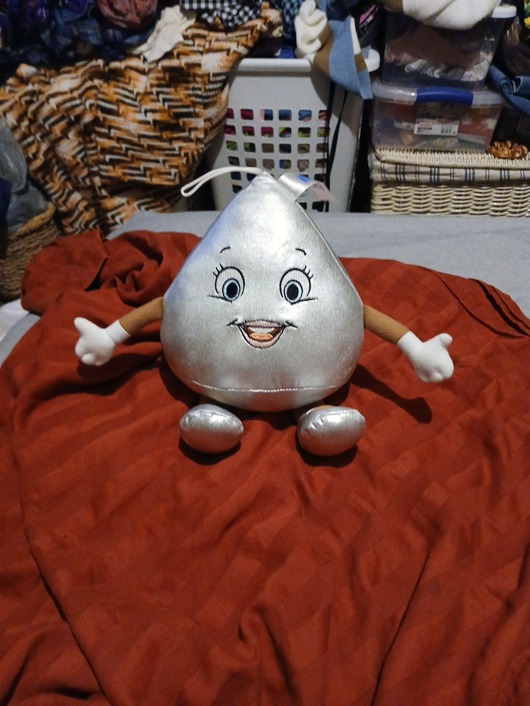 Hershey Park Kiss Candies Silver Chocolate World 10” Plush Stuffed Authentic Hershey Park Kiss Candies Silver Chocolate World 10” Plush Stuffed Authentic