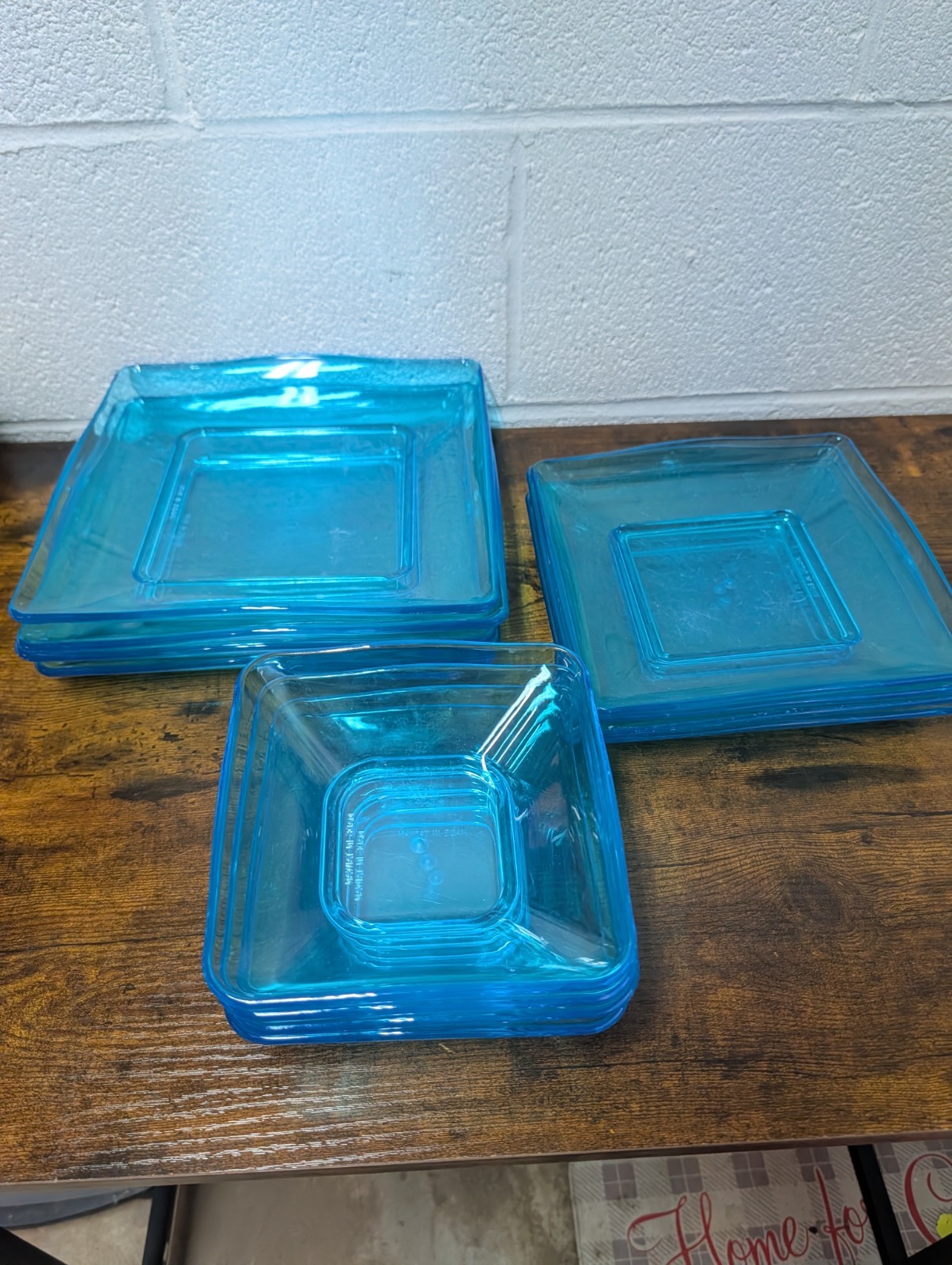VTG Mid-Century Style Acrylic Plastic Nesting Plates & Bowls Blue Made In Taiwan VTG Mid-Century Style Acrylic Plastic Nesting Plates & Bowls Blue Made In Taiwan