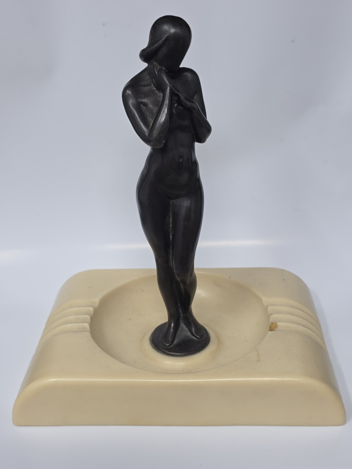 Antique Art Deco “Smoke Dreams” Ferriot Brothers Ash Tray – Molded Inscription