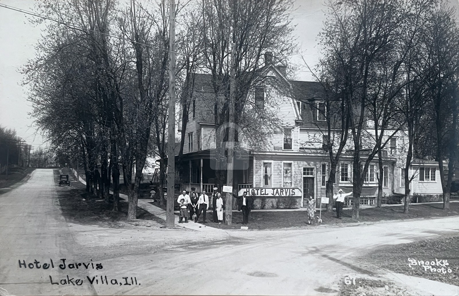 H B Brooks People Outside Hotel Jarvis Lake Villa IL RPPC Photo Postcard COPY H B Brooks People Outside Hotel Jarvis Lake Villa IL RPPC Photo Postcard COPY