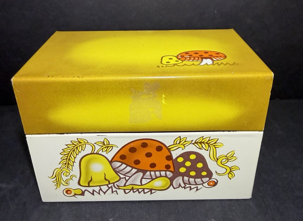 Vintage 1970s MERRY MUSHROOM Tin Recipe File Box Mustard by Syndicate Mfg Co Vintage 1970s MERRY MUSHROOM Tin Recipe File Box Mustard by Syndicate Mfg Co