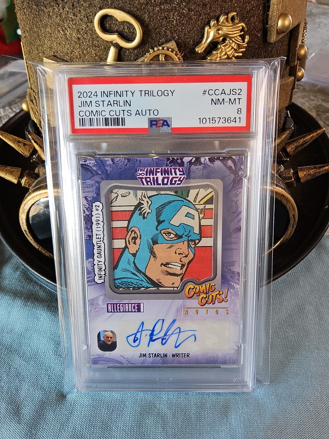 2023 mvl allegiance The infinity Trilogy/ Comic Cuts Autograph #'d/25/CCA-JS2 2023 mvl allegiance The infinity Trilogy/ Comic Cuts Autograph #'d/25/CCA-JS2