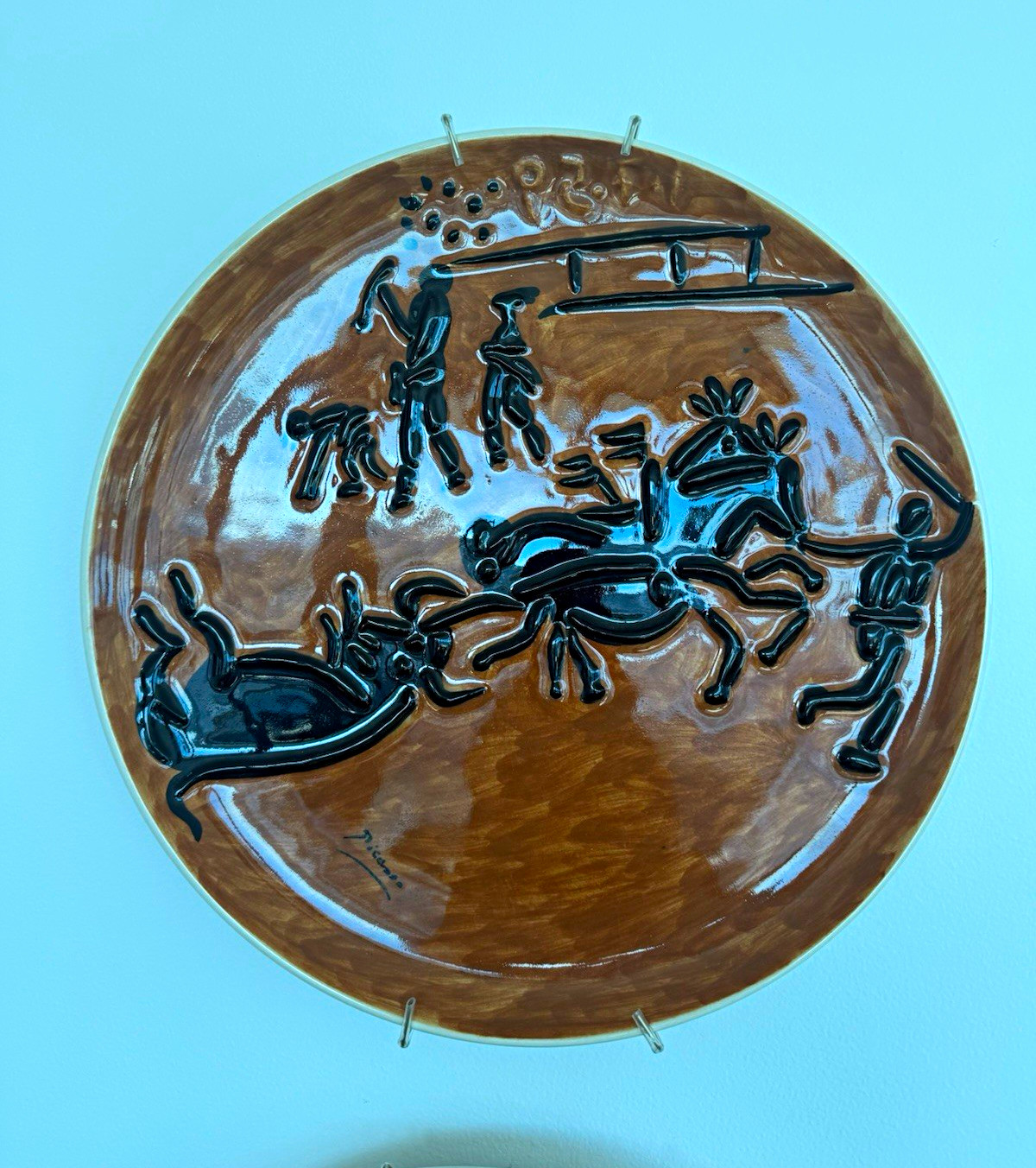 Vintage Madura signed and numbered Picasso plate with bullfight subject Vintage Madura signed and numbered Picasso plate with bullfight subject