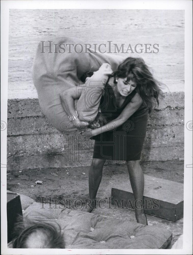 1960 Press Photo Sophia Loren Peter Sellers Film Actors The Millionairess 1960 Press Photo Sophia Loren Peter Sellers Film Actors The Millionairess