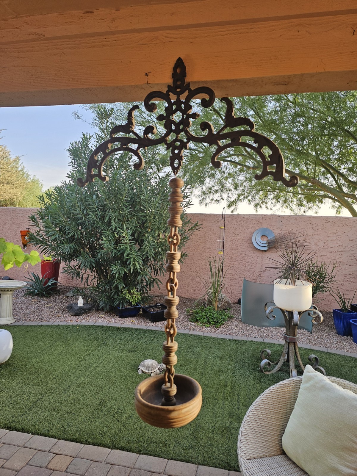 Antique Gothic Ornate Hanging Sanctuary Lamp Church Censer with Scroll Bracket Antique Gothic Ornate Hanging Sanctuary Lamp Church Censer with Scroll Bracket
