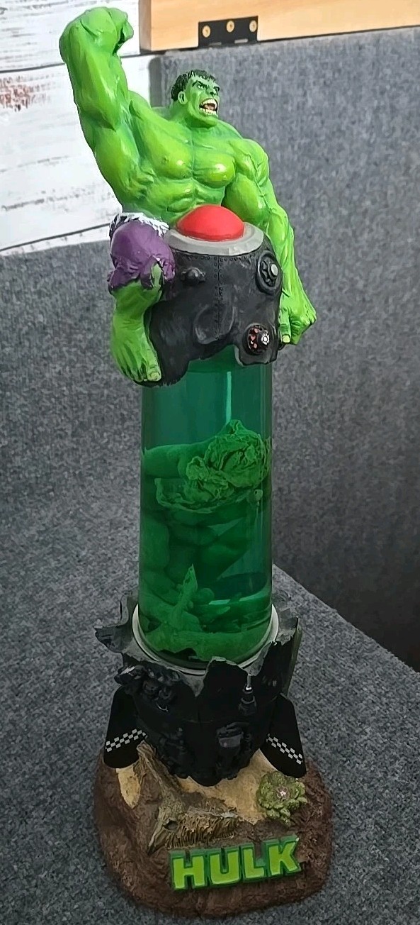 Vintage Neca 2003 The Hulk Movie Lava Lamp Universal Pliable Art Marvel Comics