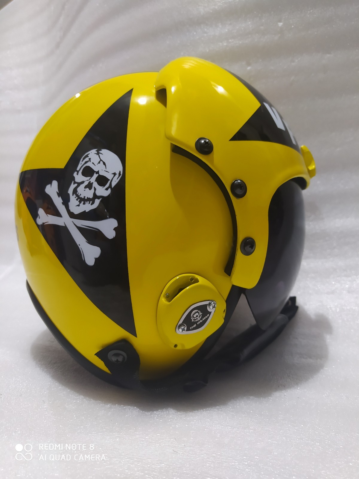 HGU-33 JOLLY ROGERS FIGHTER PILOT HELMET REPLICA+pin