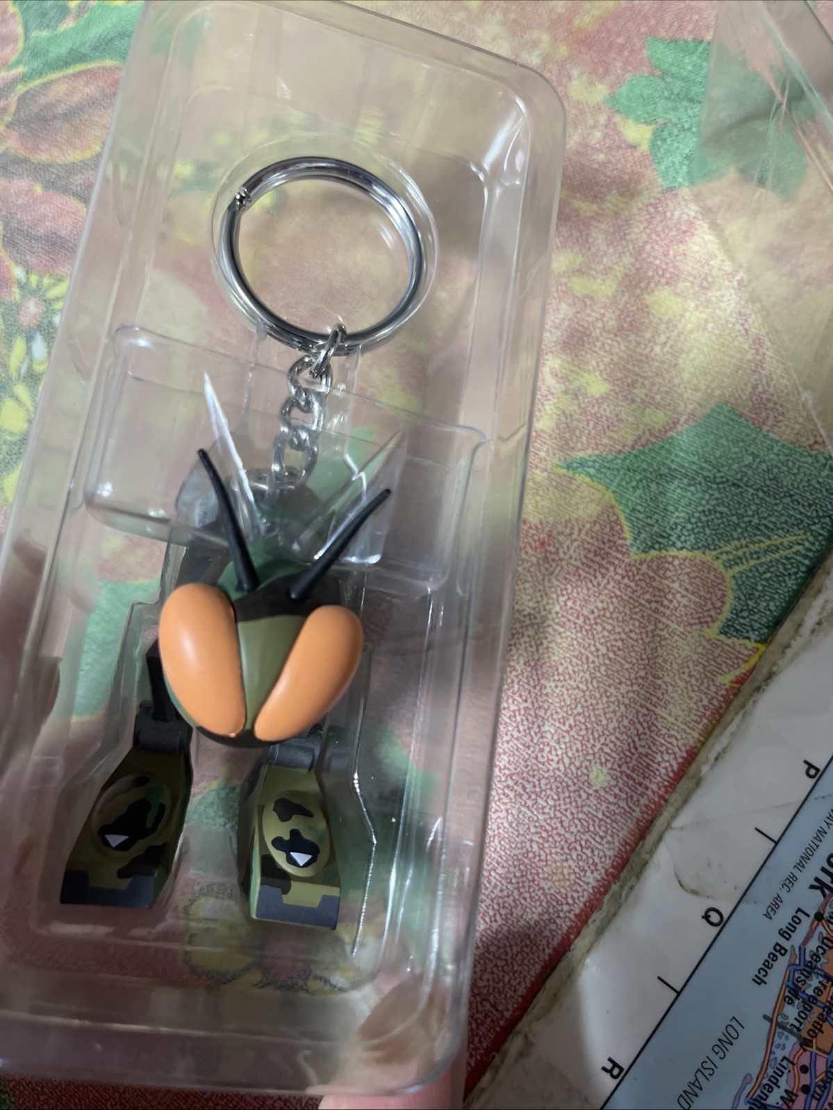 FW21 Supreme JUNYA WATANABE CDG MAN Bug keychain. Woodland *Antena Slight Bent* FW21 Supreme JUNYA WATANABE CDG MAN Bug keychain. Woodland *Antena Slight Bent*