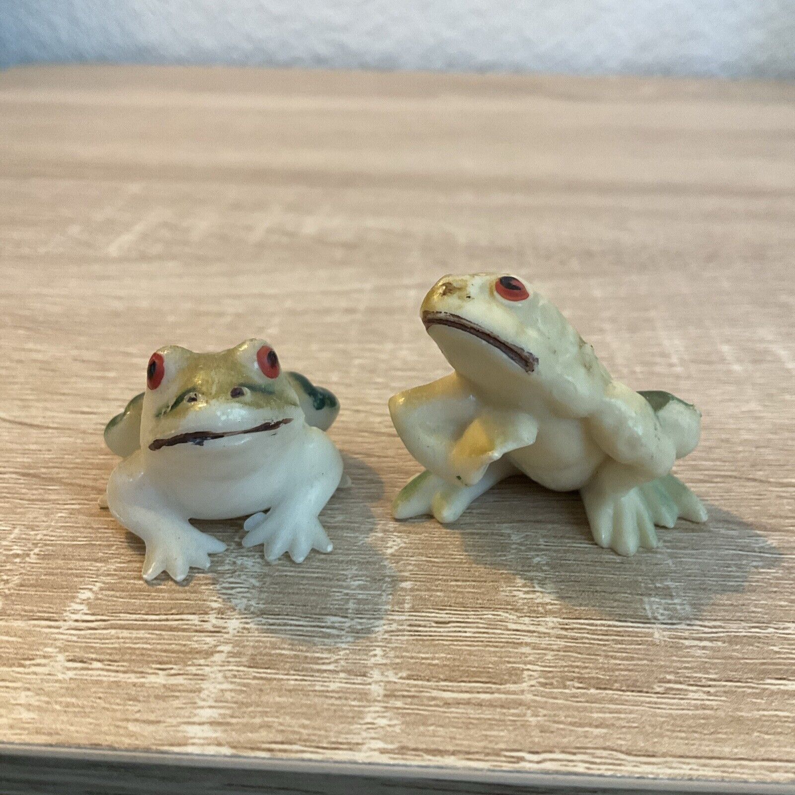 Vintage Frogs or Toads Figure Realistic Frog Ceramic Art Piece Frog Amphibian