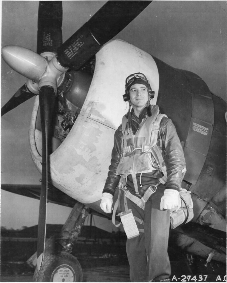 WW2 WWII Photo USAAF P-47 Ace Maj. Walter Beckham 353FG POW World War Two / 5798
