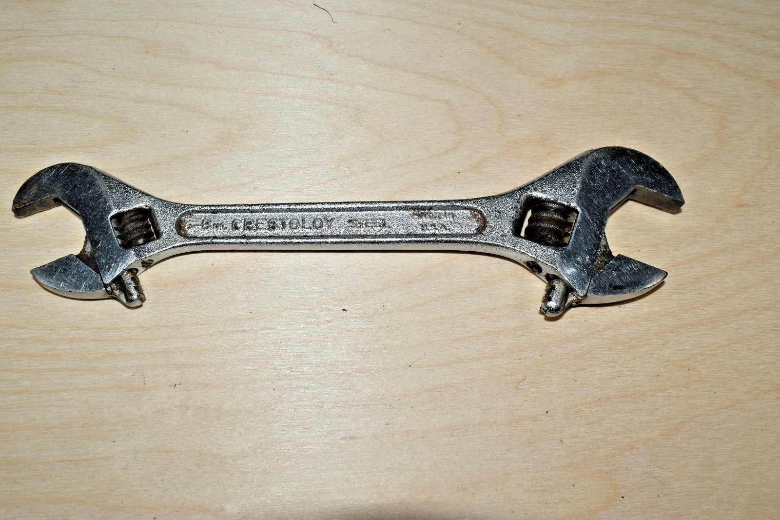 Vintage CRESCENT TOOL 6-8 Vintage CRESCENT TOOL 6-8