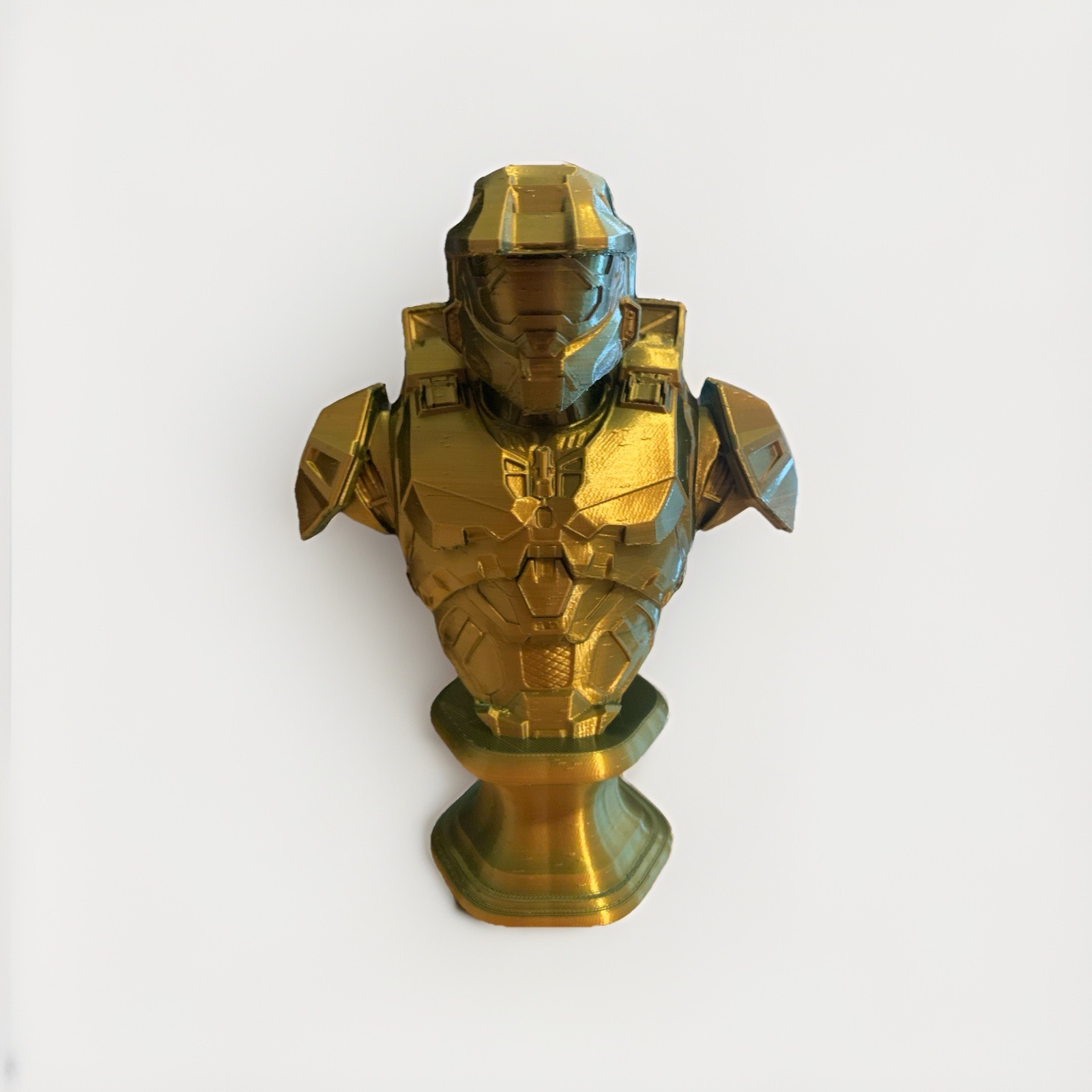 Master Chief Bust – Dual-Color PLA Silk 3D Print