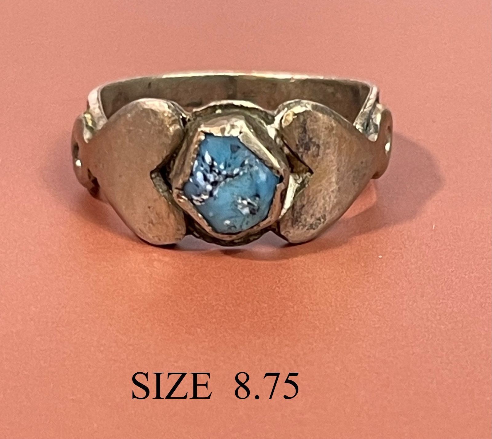 1920's / 1930's Navajo Hand Made Turquoise & Silver Antique Vintage Ring Sz 8.75 1920's / 1930's Navajo Hand Made Turquoise & Silver Antique Vintage Ring Sz 8.75