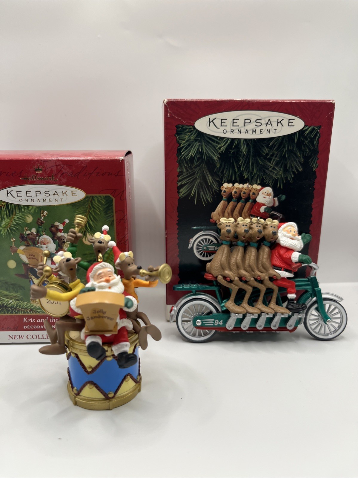 Hallmark Keepsake Ornaments Variety Christmas Collectibles Lot Of 2 (2) Hallmark Keepsake Ornaments Variety Christmas Collectibles Lot Of 2 (2)