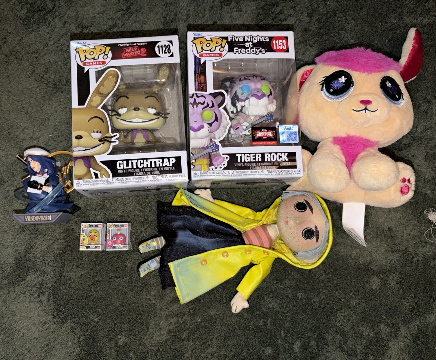 Funko Five Nights at Freddy\'s 6pc Mixed Lot Glitchtrap Tiger Rock Chica Boxed Funko Five Nights at Freddy\'s 6pc Mixed Lot Glitchtrap Tiger Rock Chica Boxed
