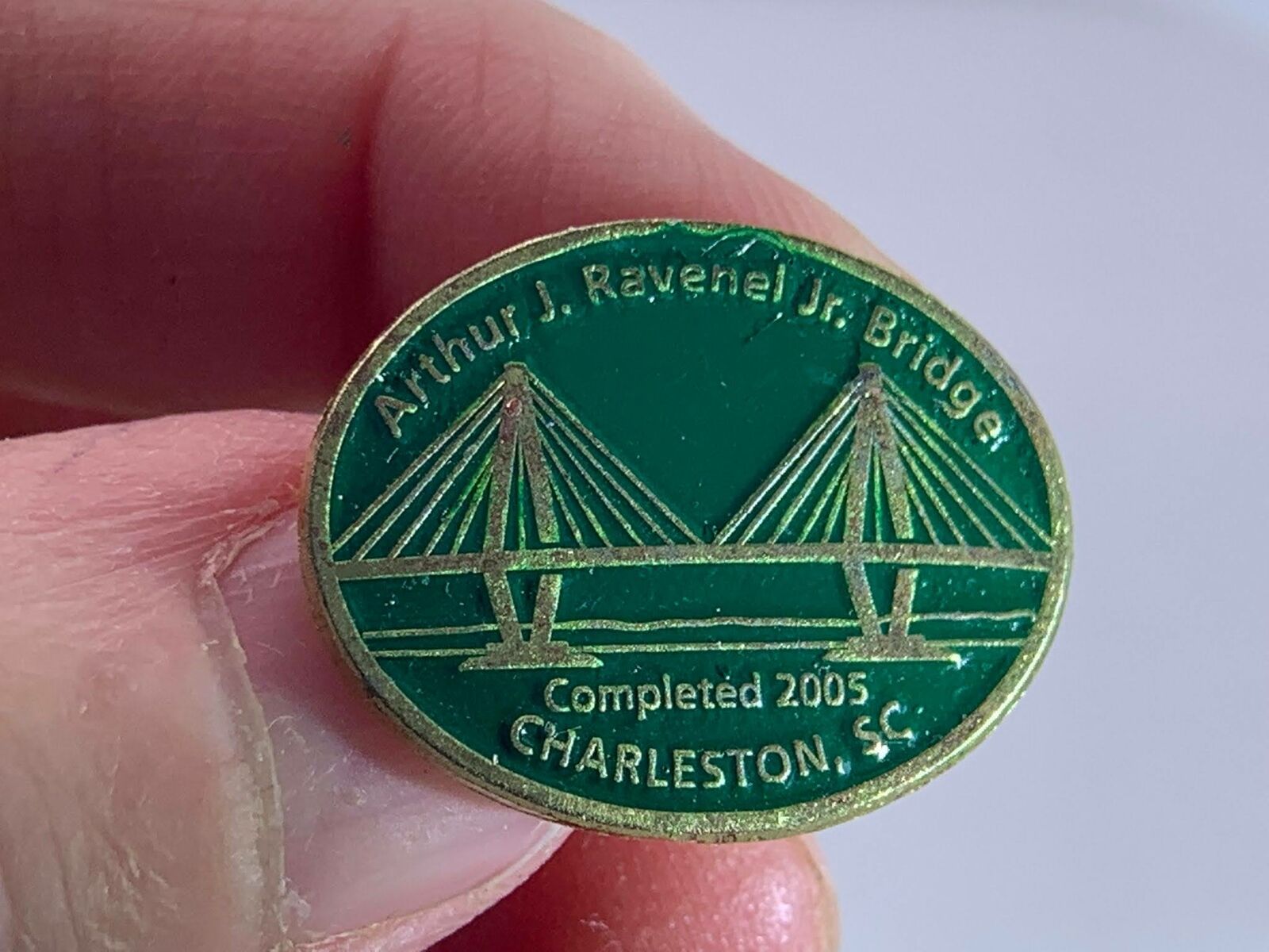 SOUTH CAROLINA Charleston Arthur J Ravenel JR Bridge Vintage Gold Tack V-4499