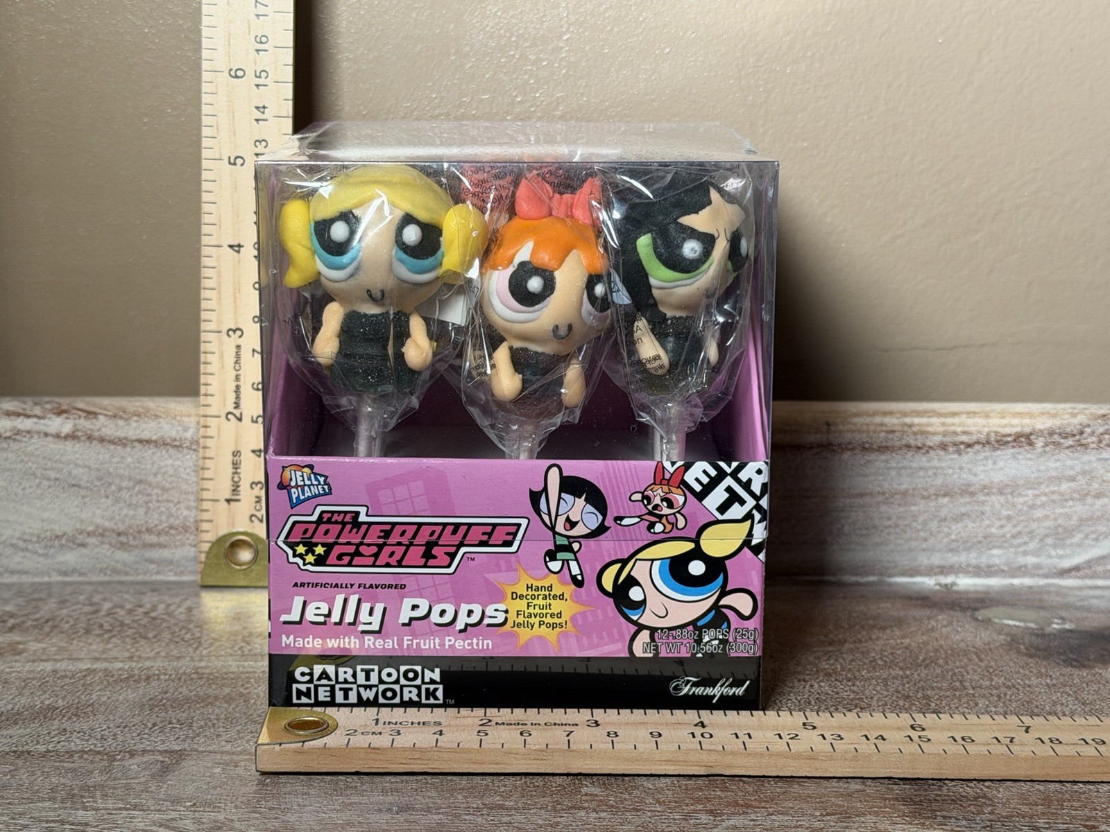 RARE POWERPUFF GIRLS 2002 SEALED JELLY POPS CANDY DISPLAY WB CARTOON NETWORK RARE POWERPUFF GIRLS 2002 SEALED JELLY POPS CANDY DISPLAY WB CARTOON NETWORK