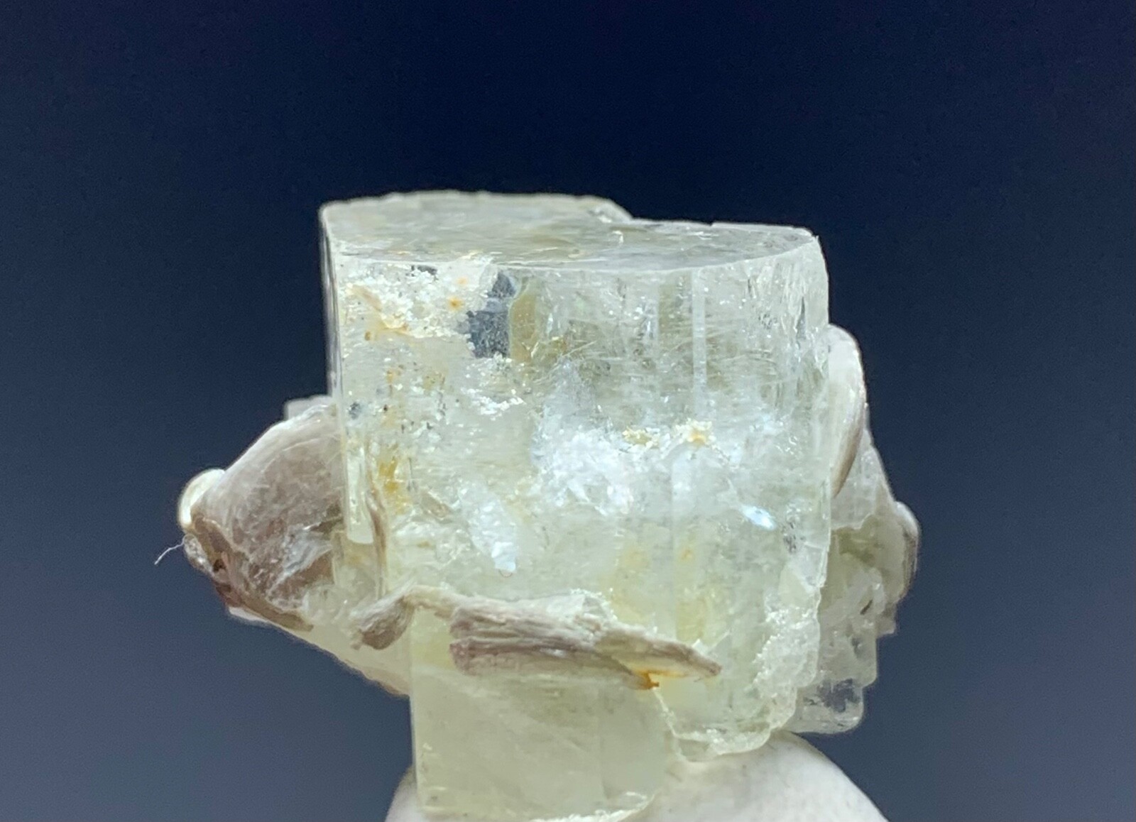 38 Cts Natural Aquamarine Crystal with Mica from Pakistan. 38 Cts Natural Aquamarine Crystal with Mica from Pakistan.