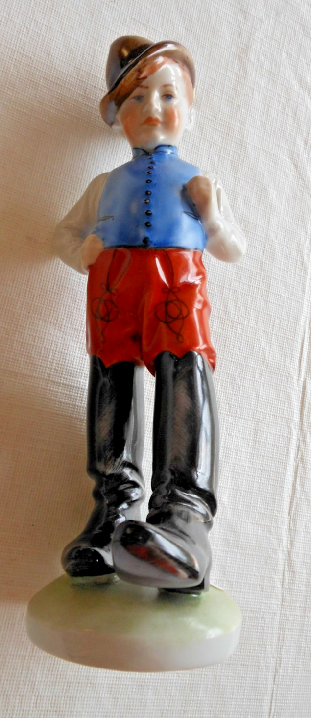 HAND PAINTED VINTAGE \ HAND PAINTED VINTAGE \