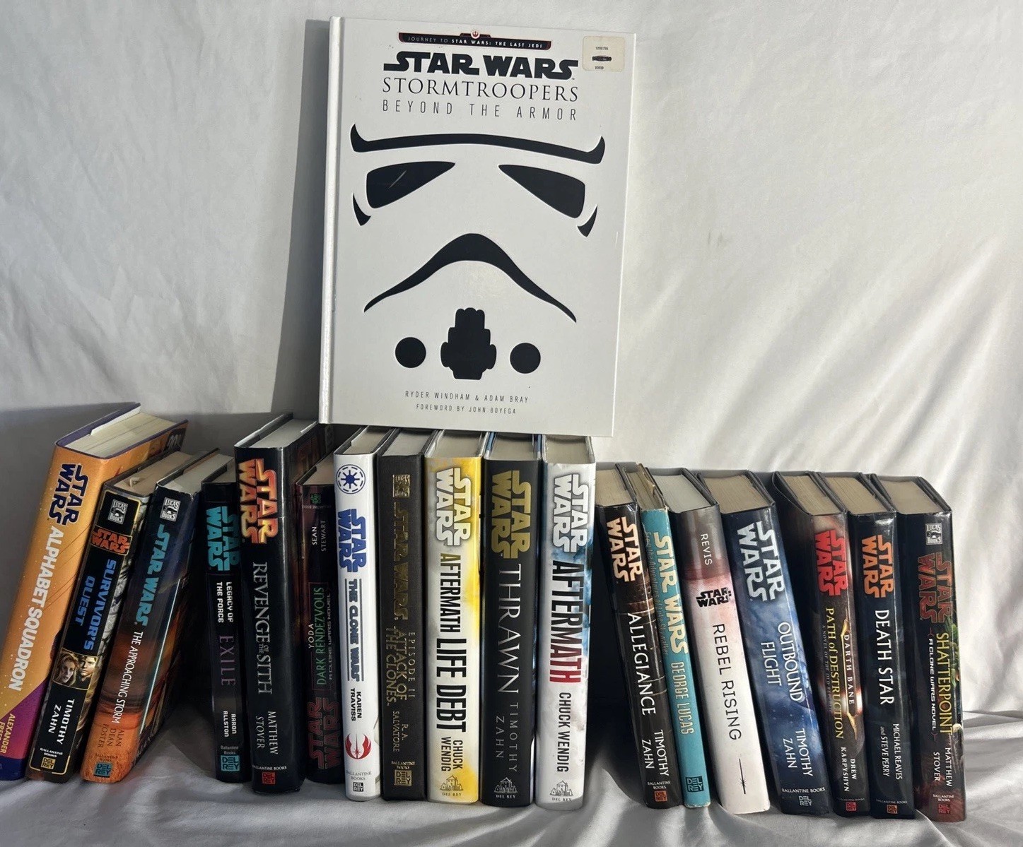 Large Lot Of Star Wars Books 19 Books In Total • Ready To Ship Large Lot Of Star Wars Books 19 Books In Total • Ready To Ship