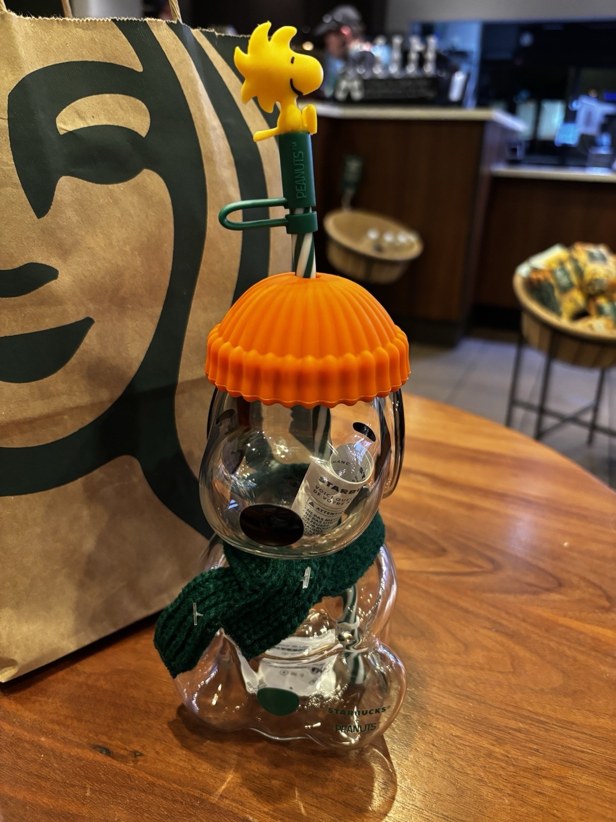 🧡NWT Starbucks 2026 Limited Edition Peanuts Snoopy Glass Cup 🧡NWT Starbucks 2026 Limited Edition Peanuts Snoopy Glass Cup