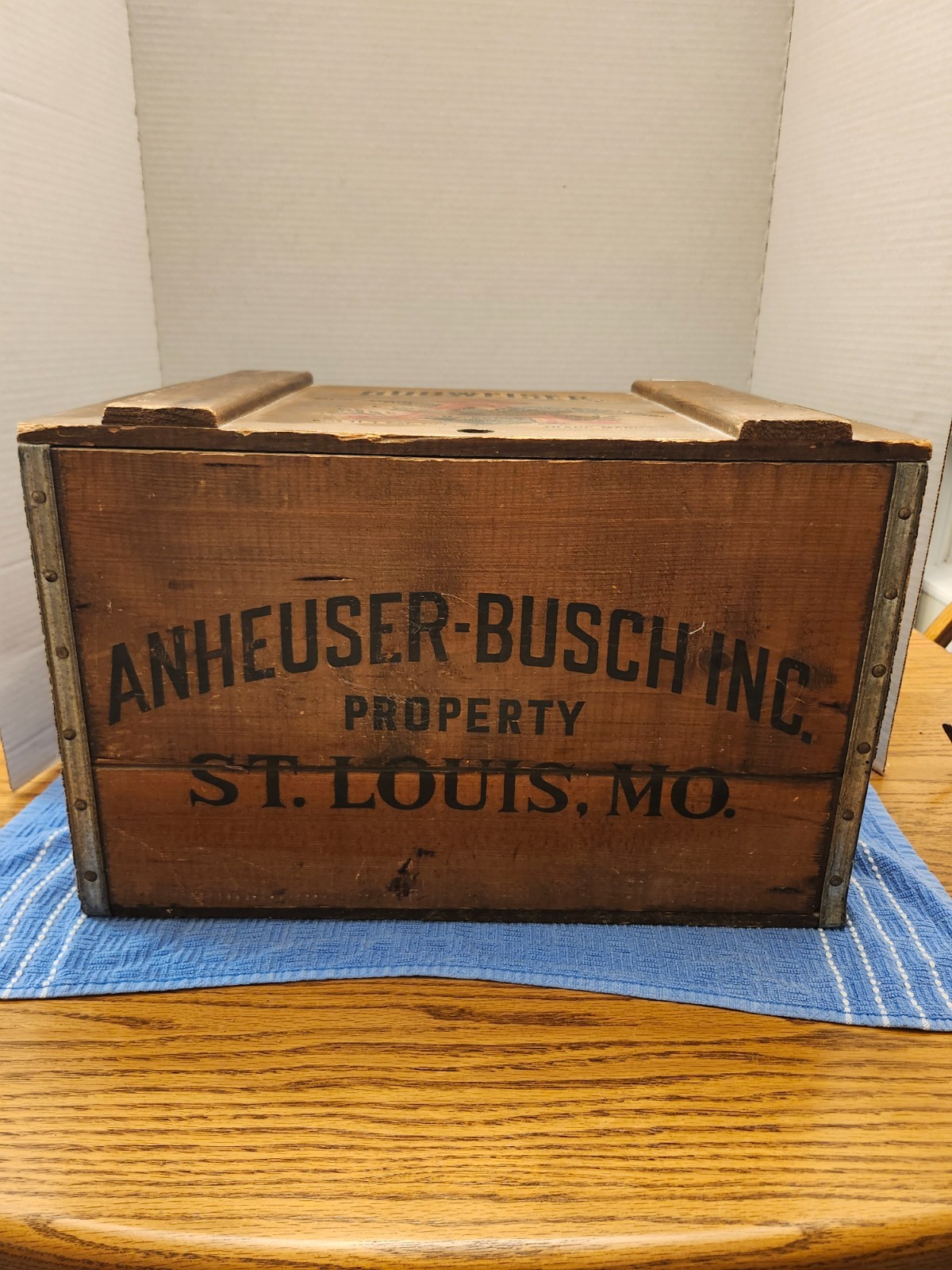 Vintage ORIGINAL 1976 Anheuser Busch Beer Wood Box Antique Budweiser Crate Vintage ORIGINAL 1976 Anheuser Busch Beer Wood Box Antique Budweiser Crate
