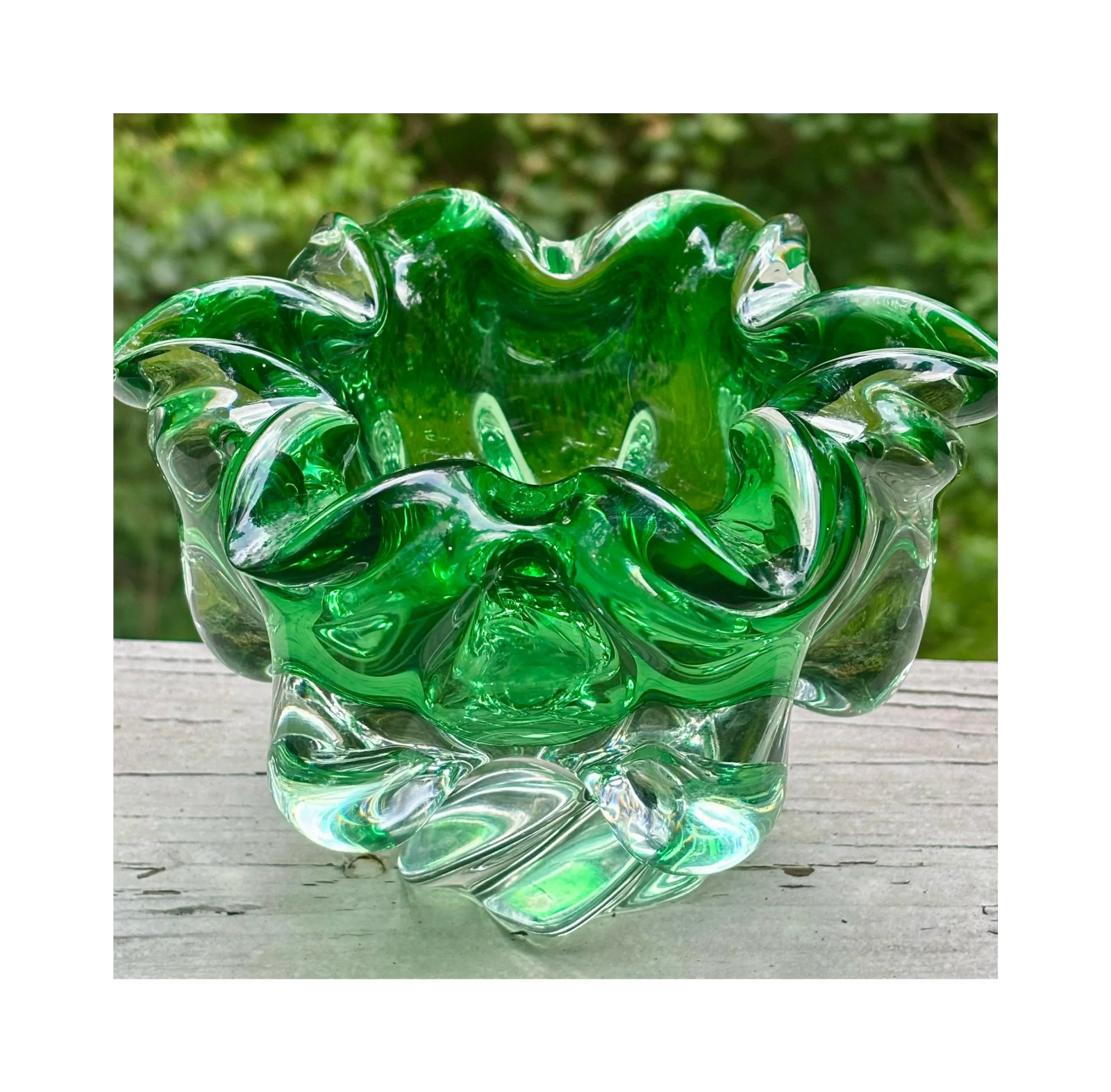 High Quality Vintage Heavy Crystal Czechoslovakian Green Vase 8\ High Quality Vintage Heavy Crystal Czechoslovakian Green Vase 8\
