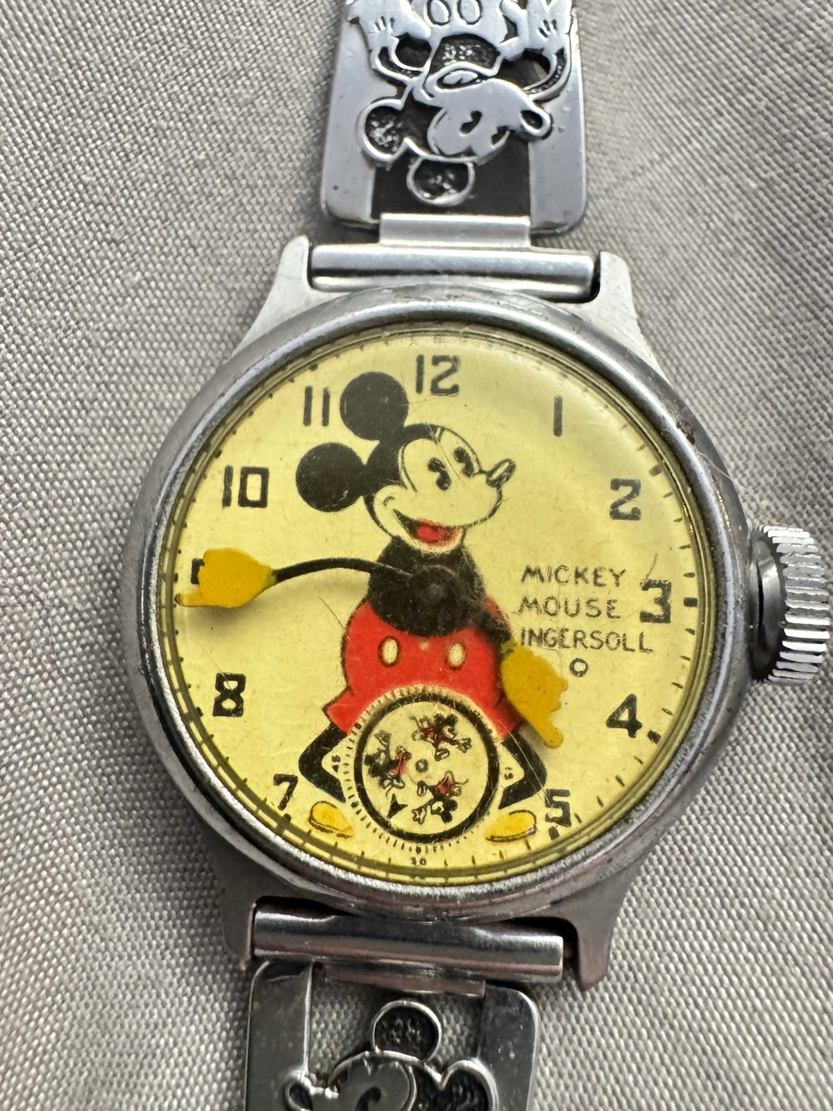 Vintage 1930’s Ingersoll Disney Mickey Mouse Wristwatch with Metal Link Bracelet Vintage 1930’s Ingersoll Disney Mickey Mouse Wristwatch with Metal Link Bracelet