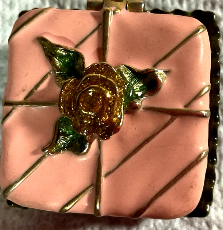 Monet Pink Petit Four Cake Trinket Box Monet Pink Petit Four Cake Trinket Box