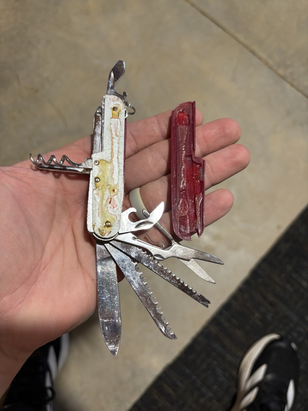 Used Swiss Army Style Multitool, 1990s China Made- Stainless Steel Blade Used Swiss Army Style Multitool, 1990s China Made- Stainless Steel Blade