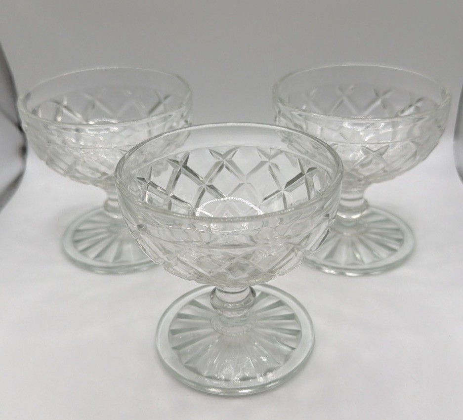 Anchor Hocking Waterford Glass Sherbet Bowls 3.5\'\' Set of 3 Clear Dessert Dishes Anchor Hocking Waterford Glass Sherbet Bowls 3.5\'\' Set of 3 Clear Dessert Dishes