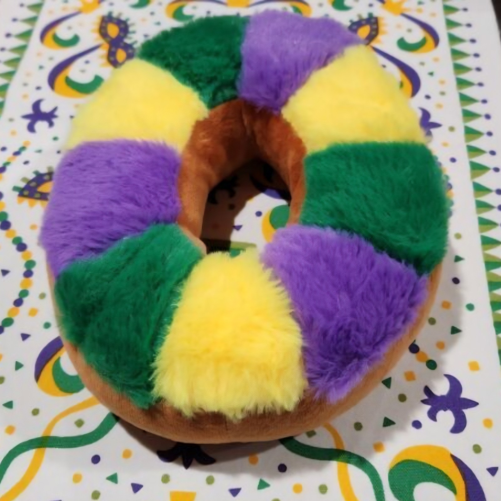 Mardi Gras King Cake Plushed Stuffed Toy 10in New Orleans Carnival New Mardi Gras King Cake Plushed Stuffed Toy 10in New Orleans Carnival New