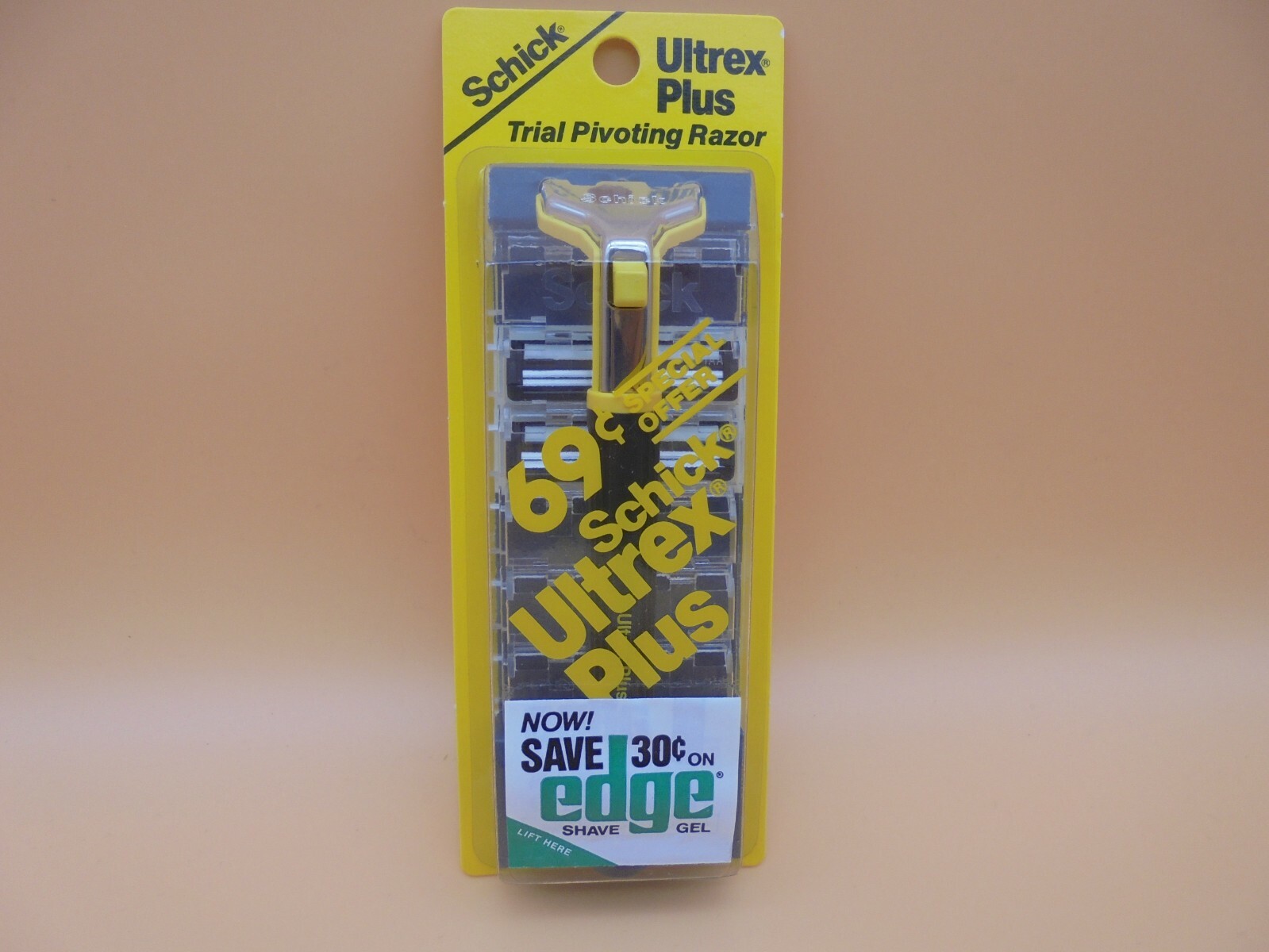 Schick Super Ultrex Plus Razor with 2 cartridges NOS Schick Super Ultrex Plus Razor with 2 cartridges NOS