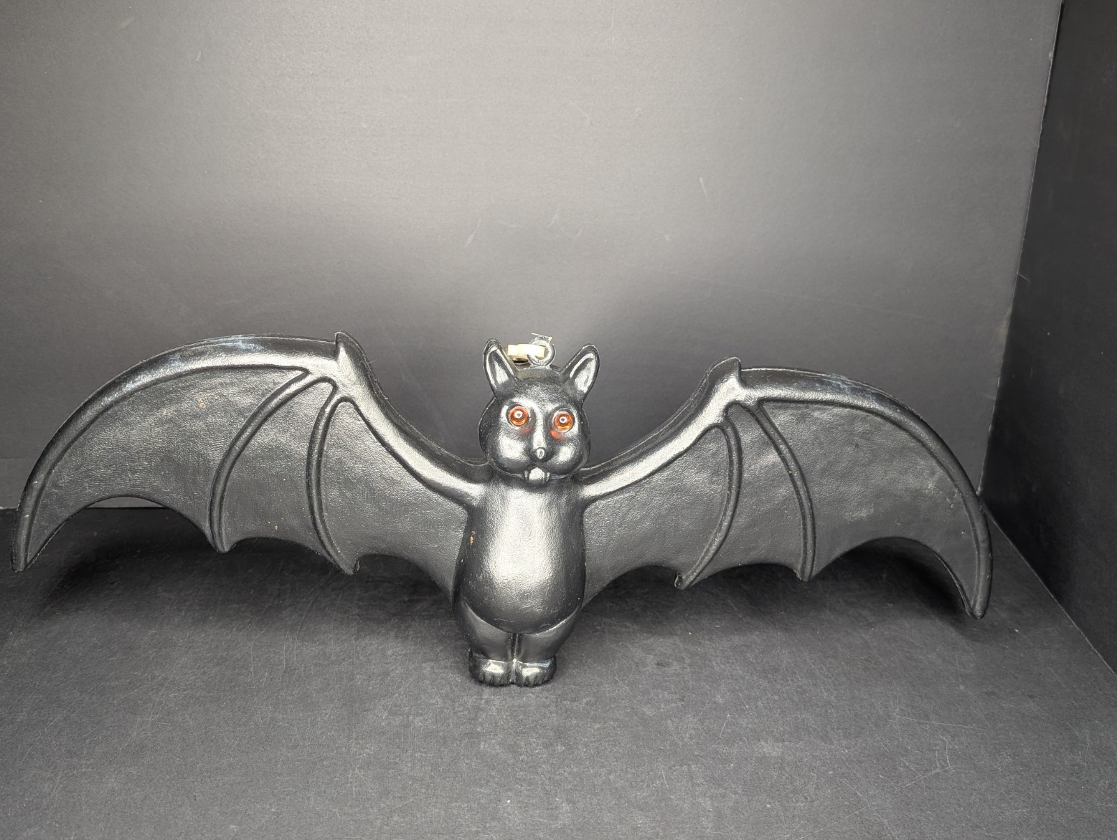 Vintage Don Featherstone Union Products Blow Mold Bat Halloween Vampire 22\