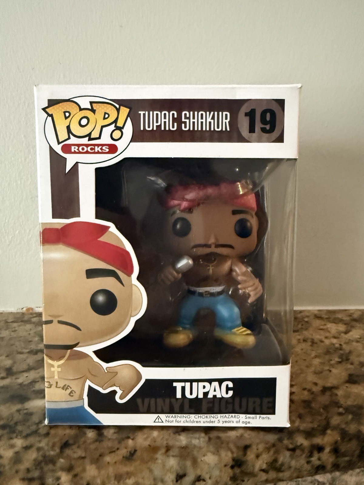 AUTHENTIC ORIGINAL 2012 Tupac Shakur 19 vaulted Funko Pop w/ Eyebrows, Protector AUTHENTIC ORIGINAL 2012 Tupac Shakur 19 vaulted Funko Pop w/ Eyebrows, Protector