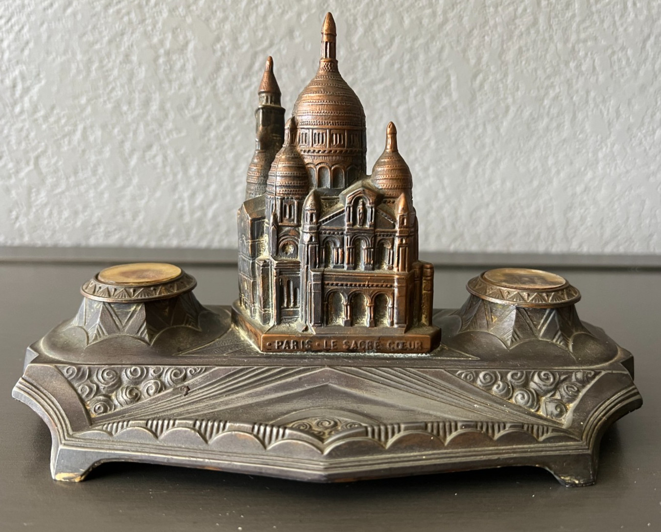 Antique 1920s-1940s WW2 Paris Sacre Couer Bronze Souvenir Inkwell With Pen Rest Antique 1920s-1940s WW2 Paris Sacre Couer Bronze Souvenir Inkwell With Pen Rest
