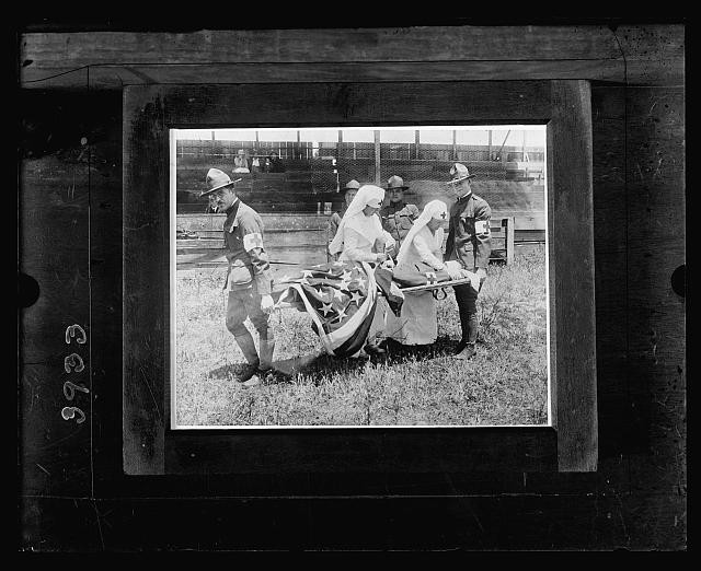 World War I Nurses Soldiers American Flag 1916-1919 Medical Evacuation