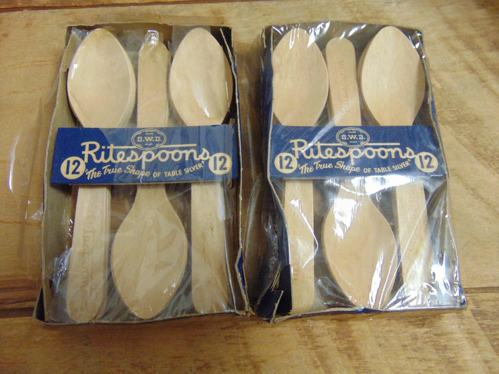 Vtg Ritespoons Wood Disposable Spoons USA 1940\'s LOT of 2 Pkgs D.W.D. Oval Wood
