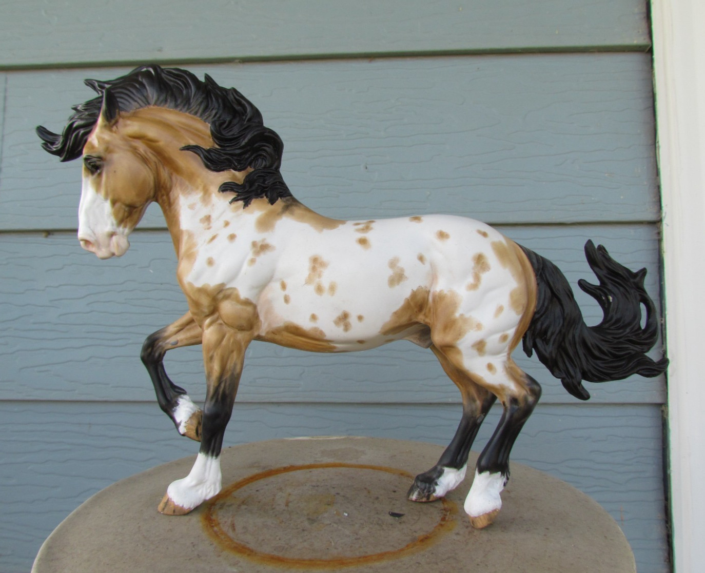 Breyer traditional FIREHEART mold custom sealed in matte Breyer traditional FIREHEART mold custom sealed in matte