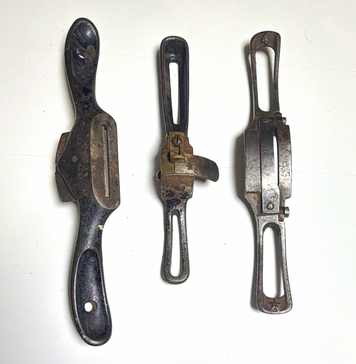 Vintage Hand Tool Lot Stanley No 51 Spokeshave Snell & Atherton Cobbler Shaves 3 Vintage Hand Tool Lot Stanley No 51 Spokeshave Snell & Atherton Cobbler Shaves 3