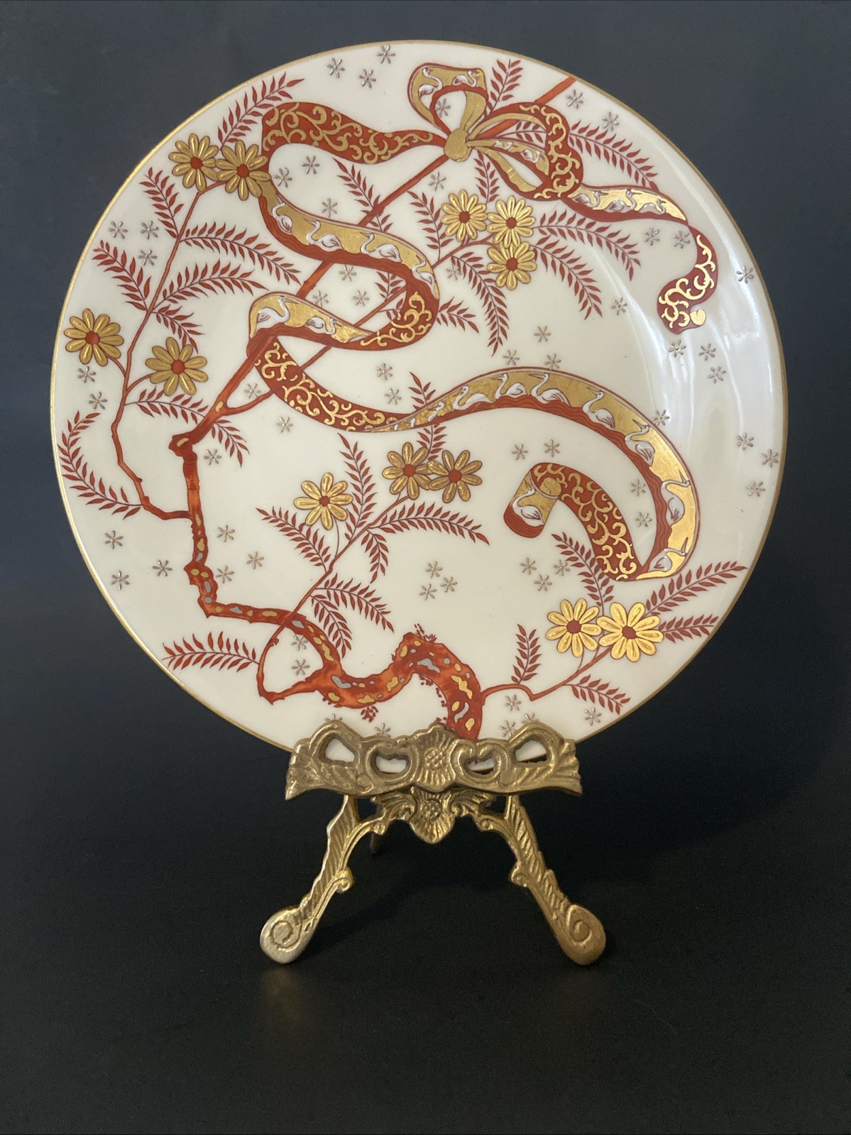 Mintons Bone China England  Plate Swans On Red And Gilt In  Cream Ground 9.5”
