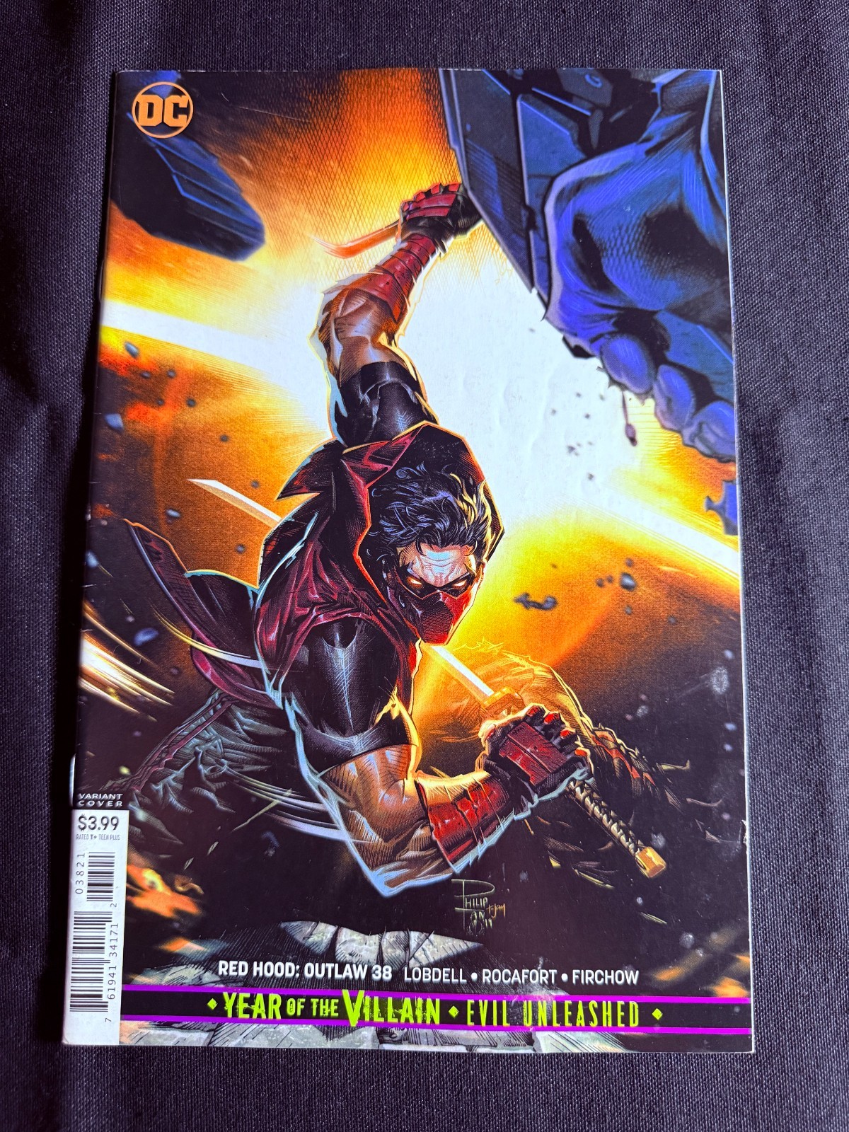 DC COMICS RED HOOD: OUTLAW #38 (2019) VF+ COMIC