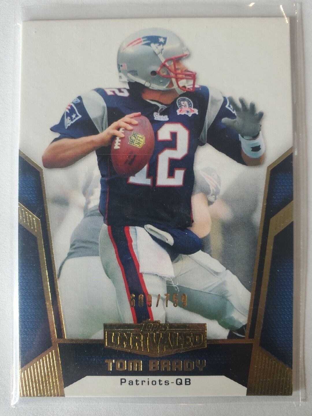 2010 Topps Unrivaled Gold Tom Brady sn#689/759 No. 80 New England Patriots