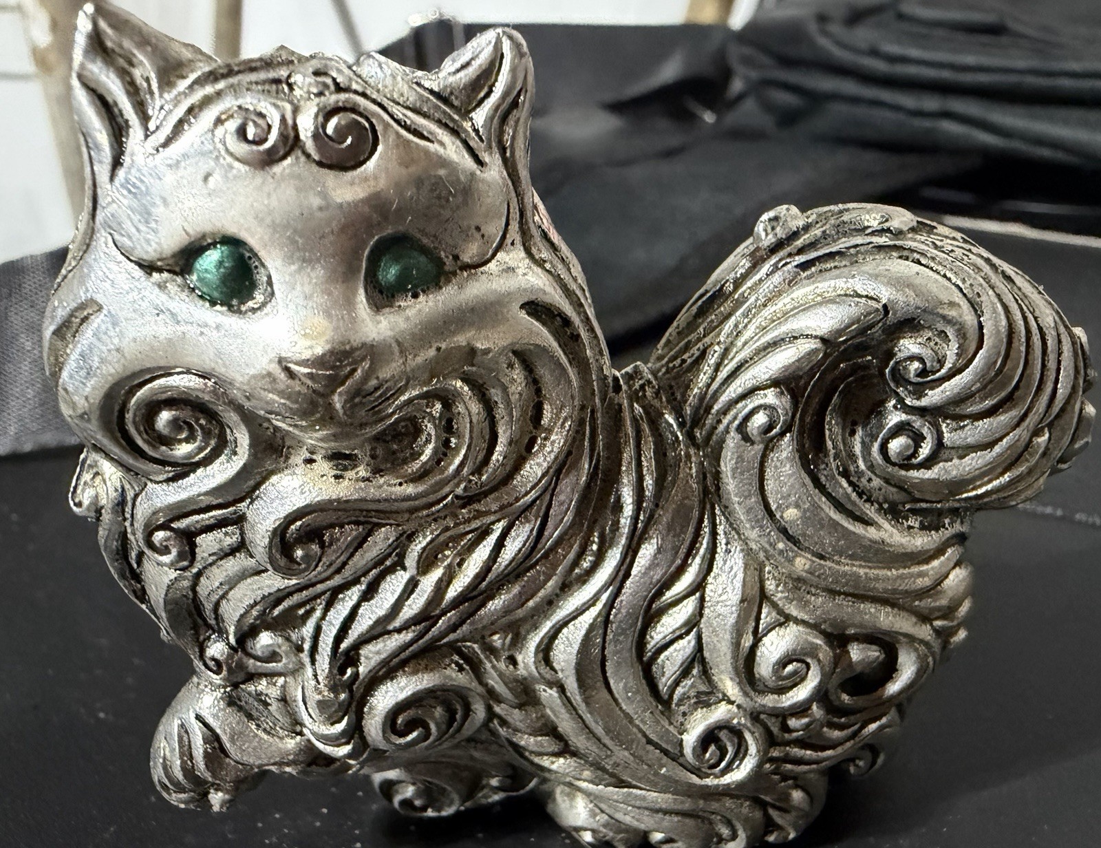 The Franklin Mint Curio Cabinet Art Nouveau Metal Cat Green Eyes Figurine Vtg The Franklin Mint Curio Cabinet Art Nouveau Metal Cat Green Eyes Figurine Vtg