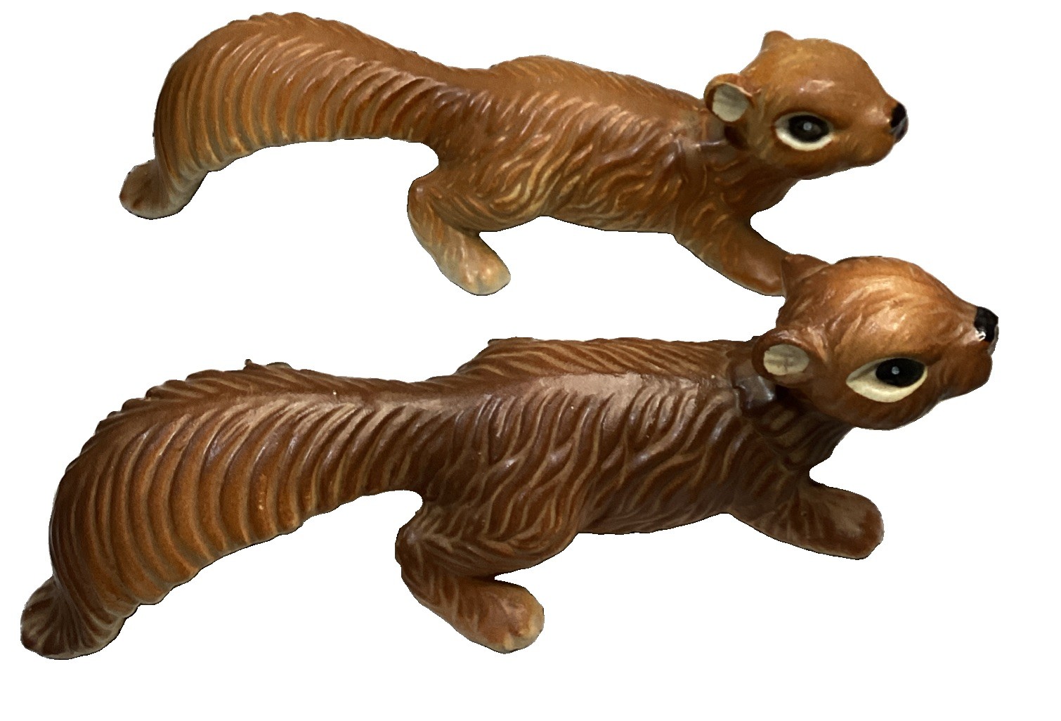 Artmark Climbing Squirrel Pair Hand Painted In Japan Ceramic Vintage Knickknacks Artmark Climbing Squirrel Pair Hand Painted In Japan Ceramic Vintage Knickknacks