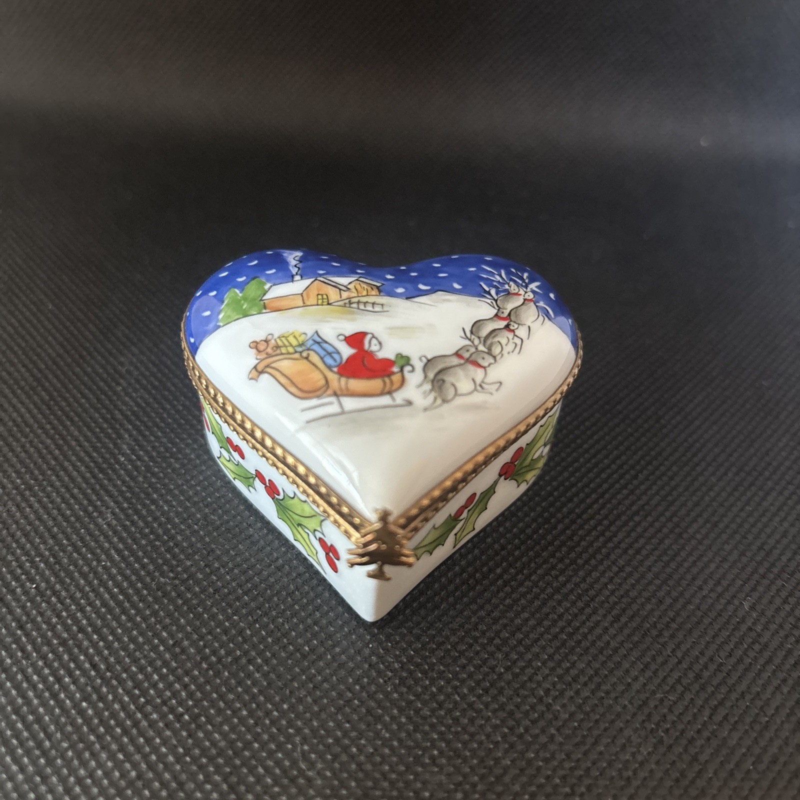Limoges Christmas Heart Trinket Box Limoges Christmas Heart Trinket Box